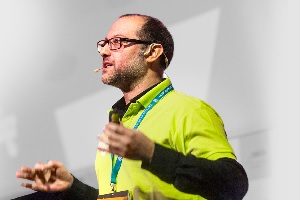 Nando Papalardo, logo