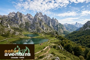 logo de Senderismo en Picos de Europa con Astur Aventuras